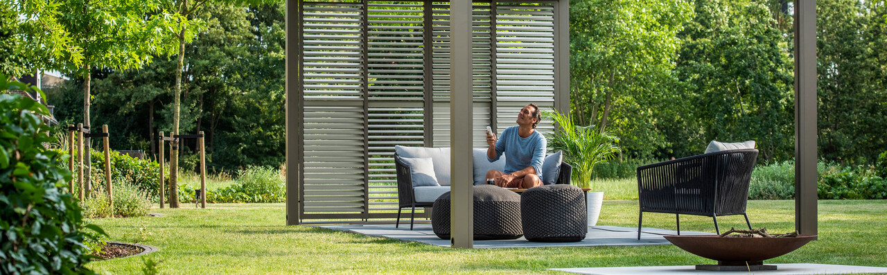 Premout_Renson_pergolas_remote_Control_tālvadības_pults_1900x600.jpg Premout_Renson_pergolas_remote_Control_tālvadības_pults_1900x600.jpg
