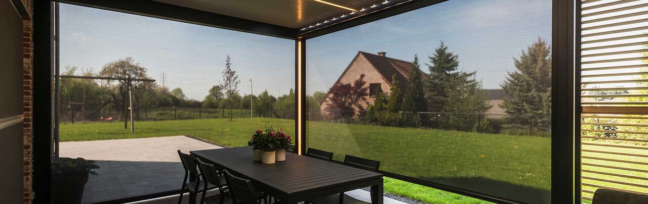 Premout_renson_Colomno_Led_pergola_Gaisma_Kolonnās_1900x600.jpg Premout_renson_Colomno_Led_pergola_Gaisma_Kolonnās_1900x600.jpg